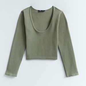 Zara limitless contour crop - Khaki NWTS